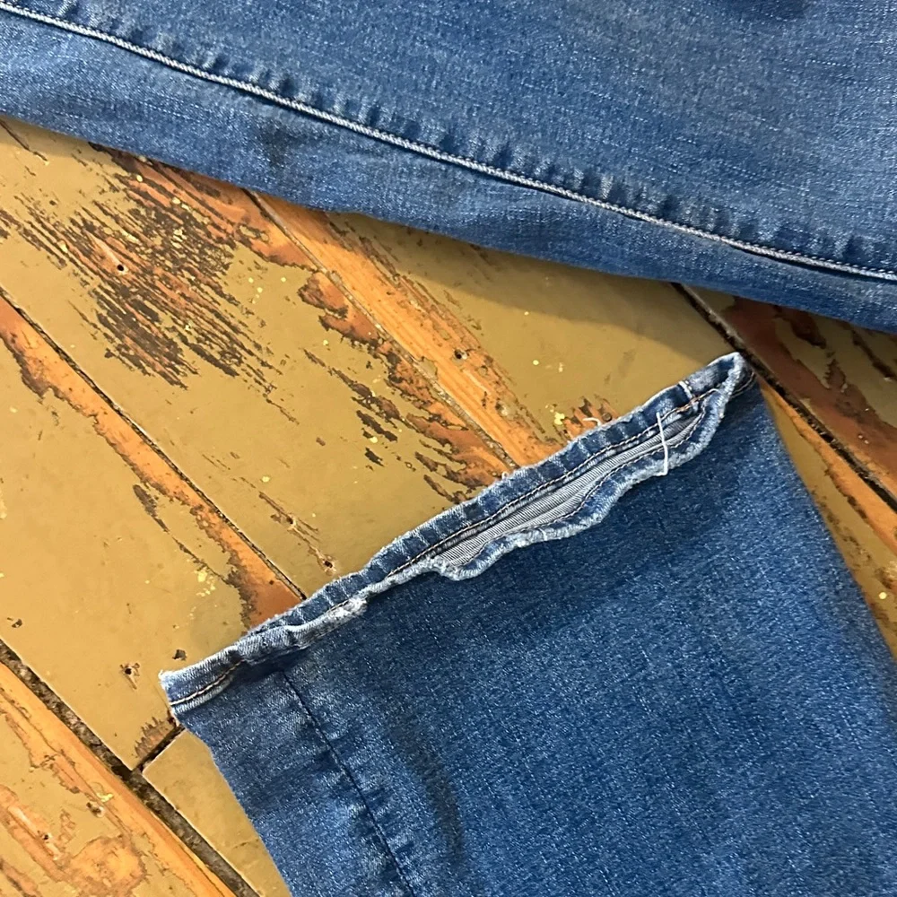 AE CURVY HIGH RISE SKINNY KICK JEANS - Picture 6 of 9